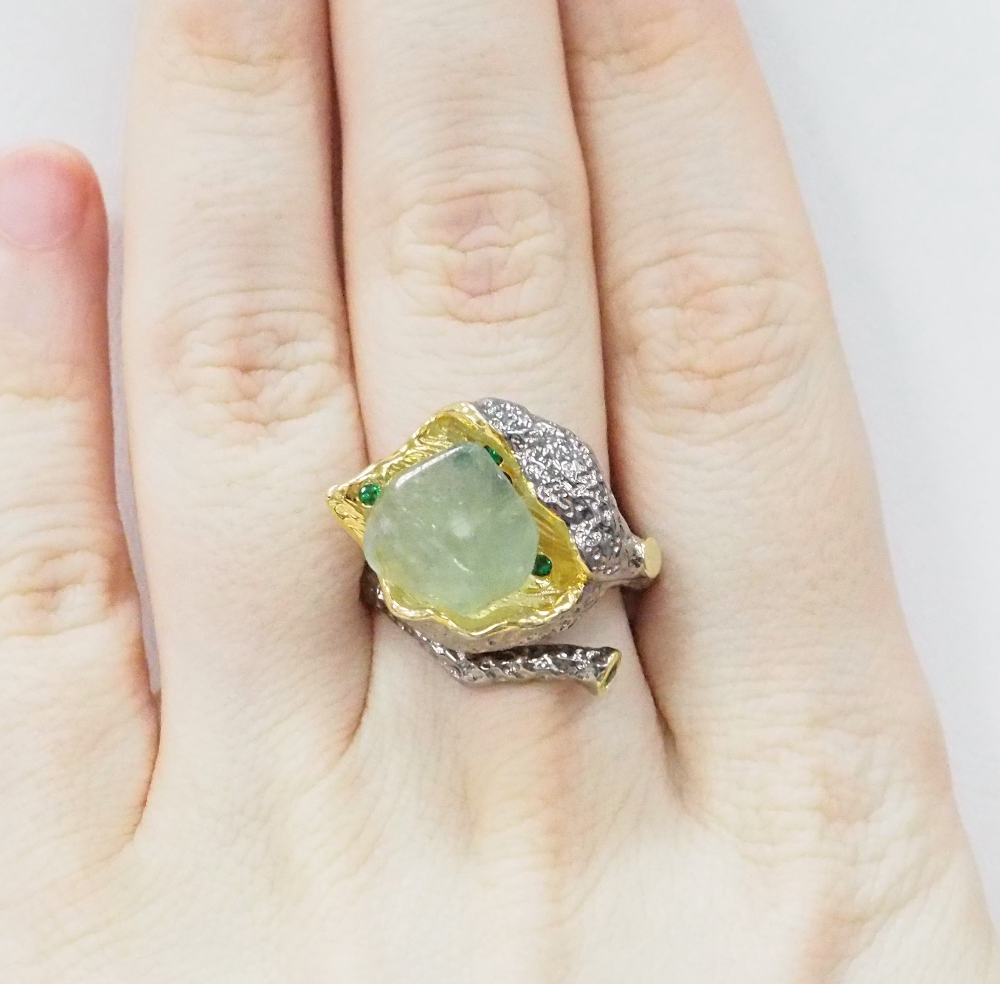 Серебряное кольцо сфлюоритом